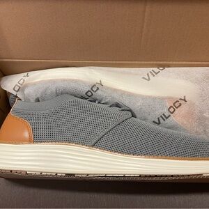 Men's Gray and Tan Casual Shoes